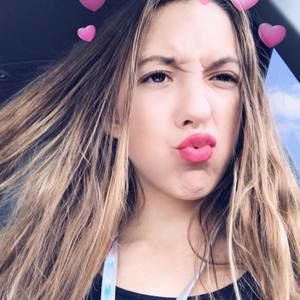 Meet your Posher, Lilly